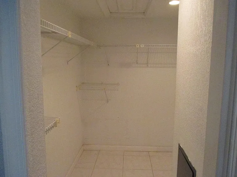 154 Lake Meryl Dr #259 — Photo 14