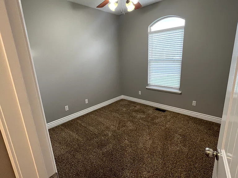 2254 N 1560 W — Photo 25