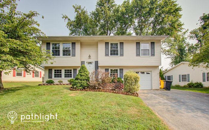 1st image of 2276 Four Seasons Dr