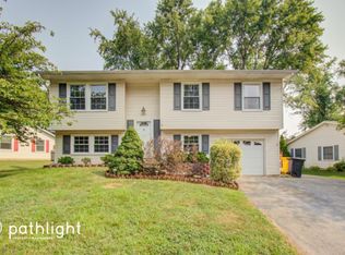2276 Four Seasons Dr, Gambrills, MD 21054