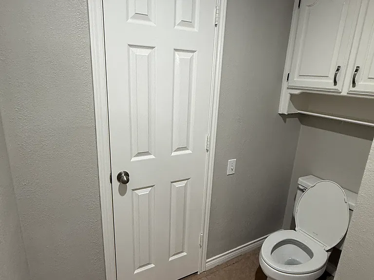3317 Omega Dr — Photo 17
