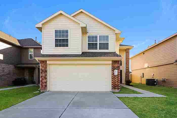 1st image of 18547 Parma Creek Trl