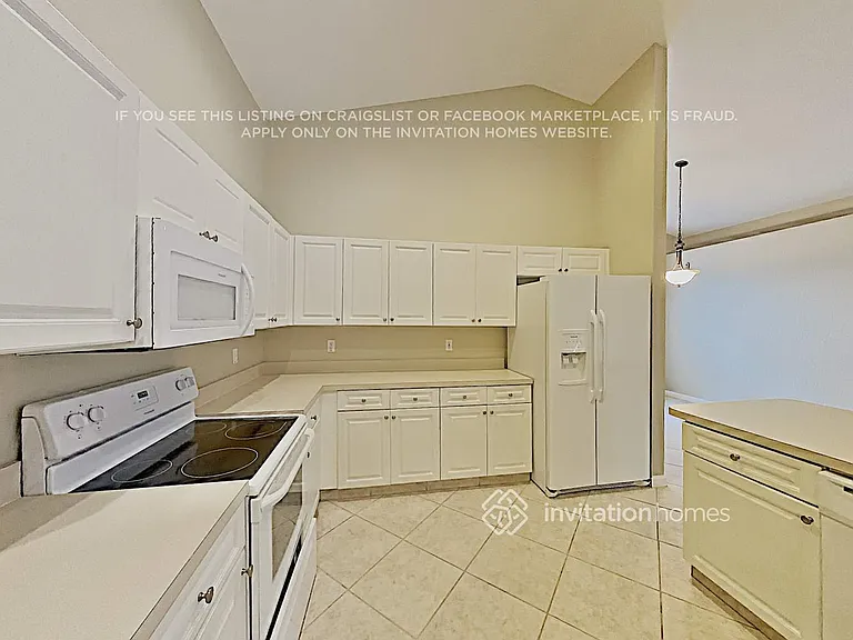 6676 Blue Bay Cir — Photo 10