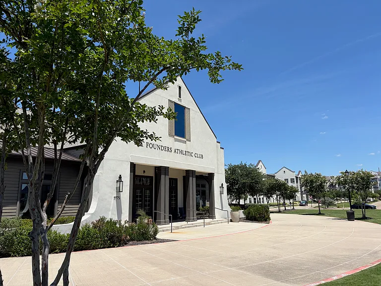 8071 Canal St — Photo 33