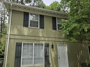 117 Longwood Dr #B, Charlottesville, VA 22903