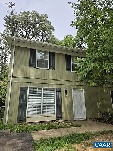 117 Longwood Dr #B Photo 1
