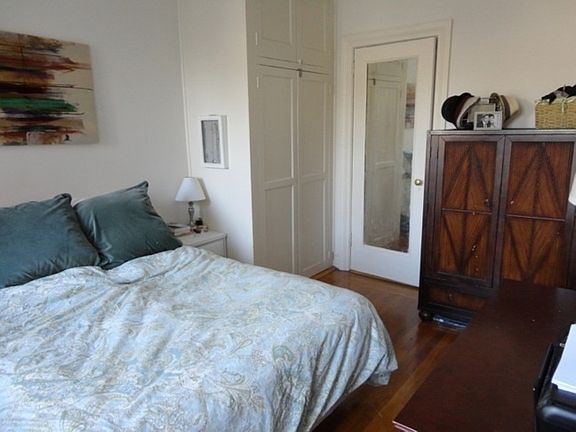 4th image of 325 W 77th St APT 8E