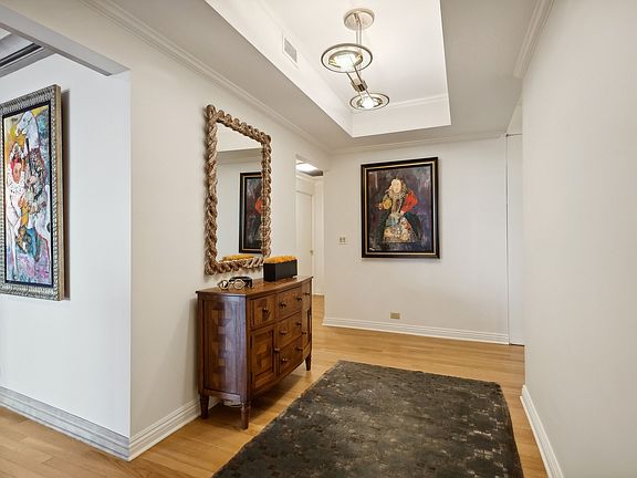 4th image of 1040 N Lake Shore Dr APT 6C