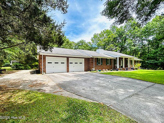 4th image of 108 Deerfield Road