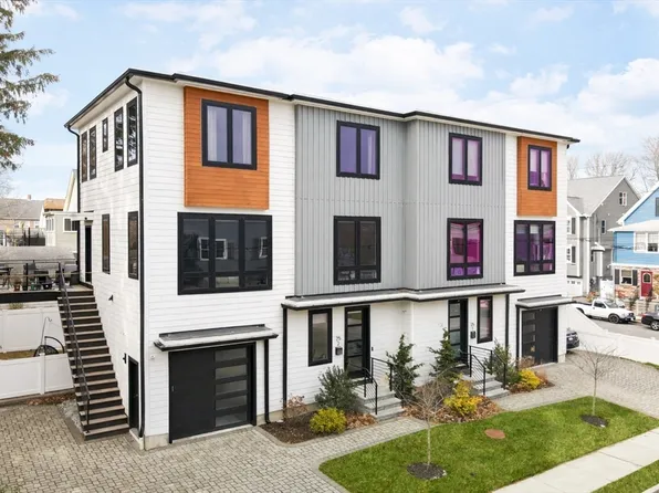 25 Tolman St #2, Waltham, MA 02453