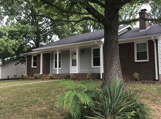 2400 Phoenix Dr, Greensboro, NC 27406