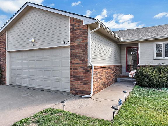 3rd image of 11703 W Kenny Ln