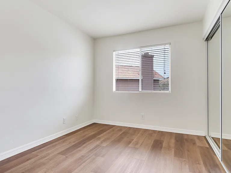 5585 Osborne Ct — Photo 20