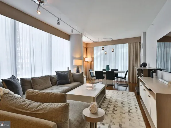 1414 S Penn Sq #-11h, Philadelphia, PA 19102