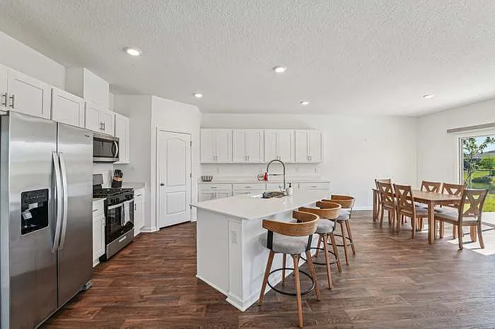 96 Minho Ct — Photo 2