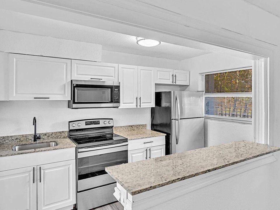 1st image of 1601 S 57th Avenue
