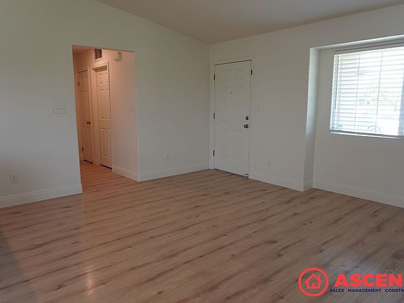 3rd image of 901 Guadalupe Ave