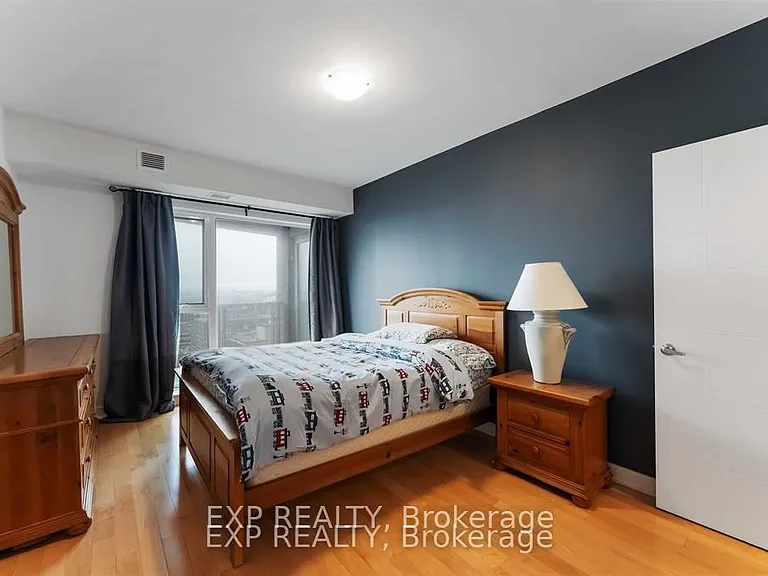 40 Nepean St #1607 — Photo 20