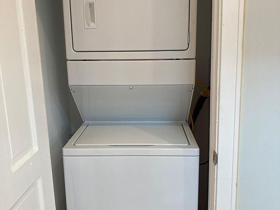 IN UNIT WASHER DRYER