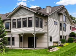 1037 Rooster Run, Middleton, WI 53562