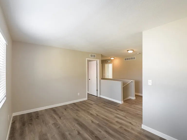 18619 E 46th Pl — Photo 11