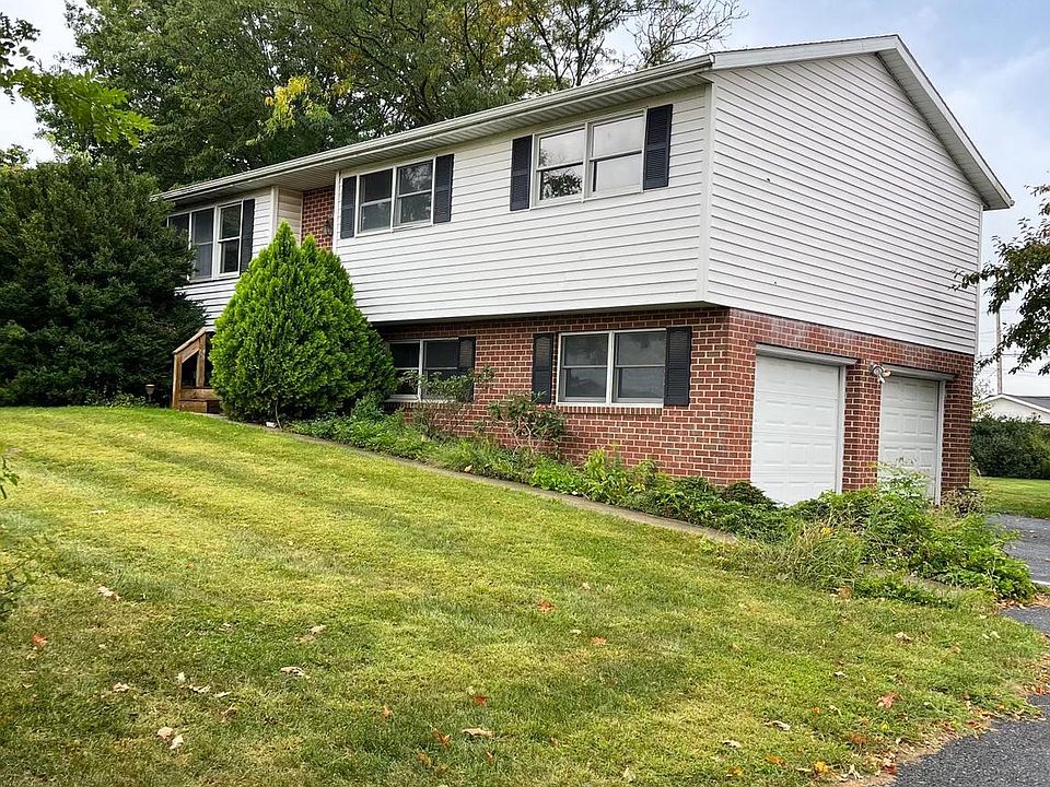 2nd image of 268 Martina Dr