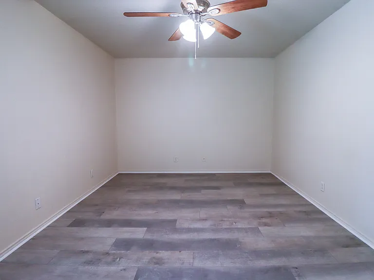 3102 Ida Dr — Photo 11