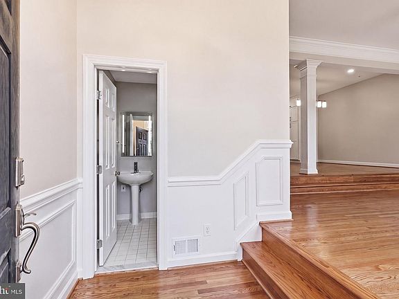 4th image of 1813 Brentridge St