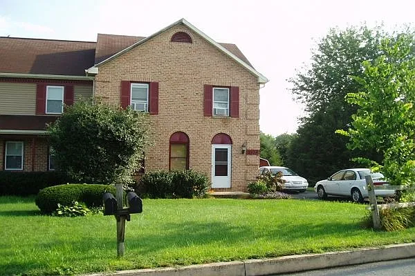 2534 Chrismar Way photo 1
