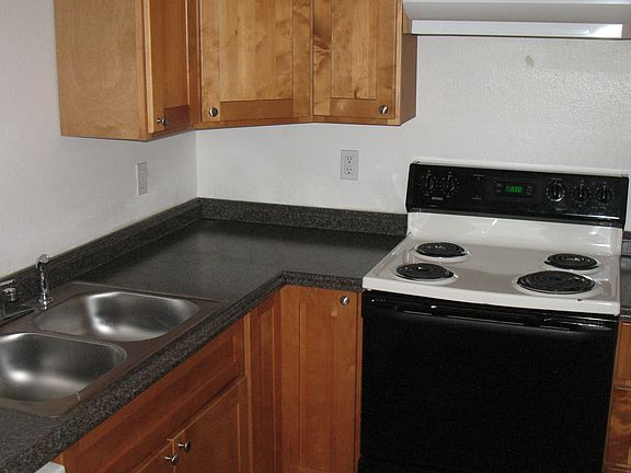 4th image of 4213 S 62nd St APT B