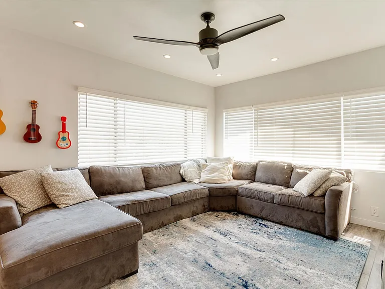 6108 Springvale Dr — Photo 23
