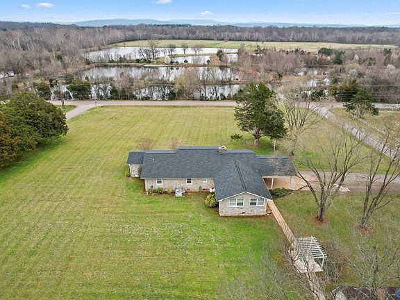 3rd image of 7485 Moores Mill Rd