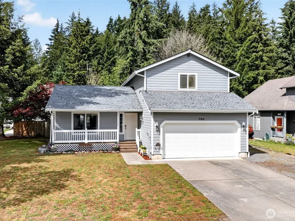 700 Kelsey Lane E, Eatonville, WA 98328