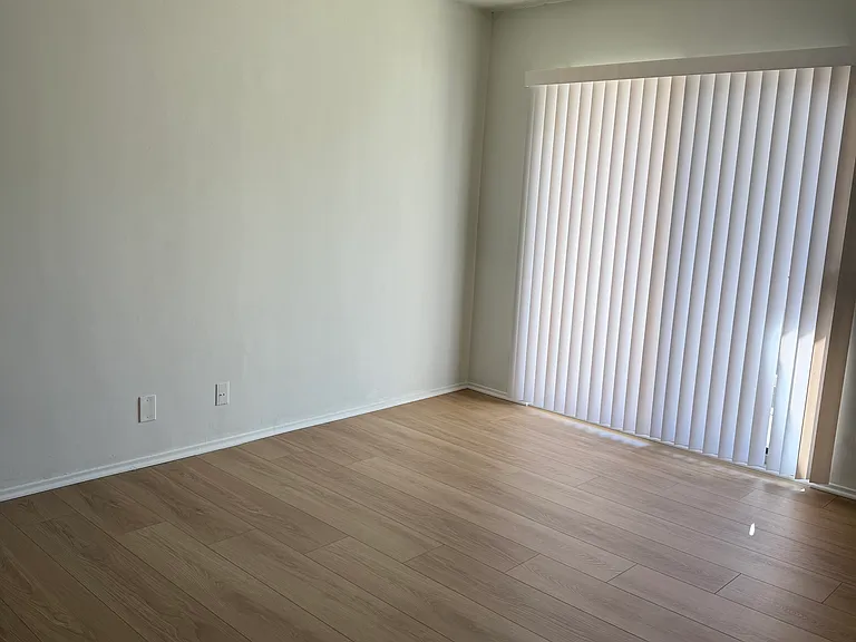 8713 Cattaraugus Ave #6 — Photo 12