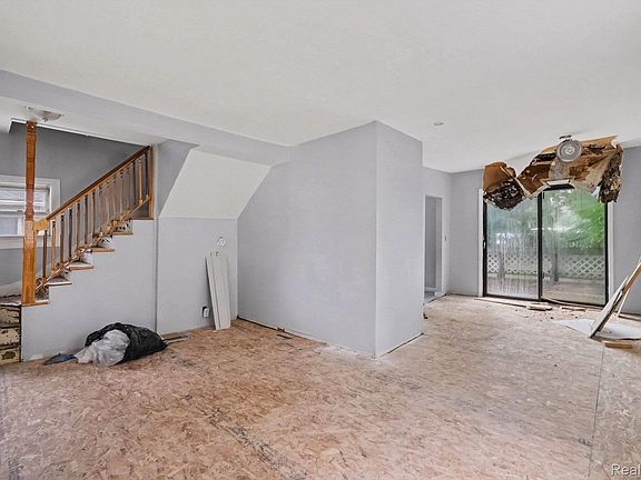 5th image of 2815 Reynolds St