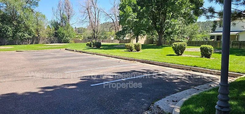 2 bed, 2.0 bath, 1283 sqft, $1,600 — Photo 2