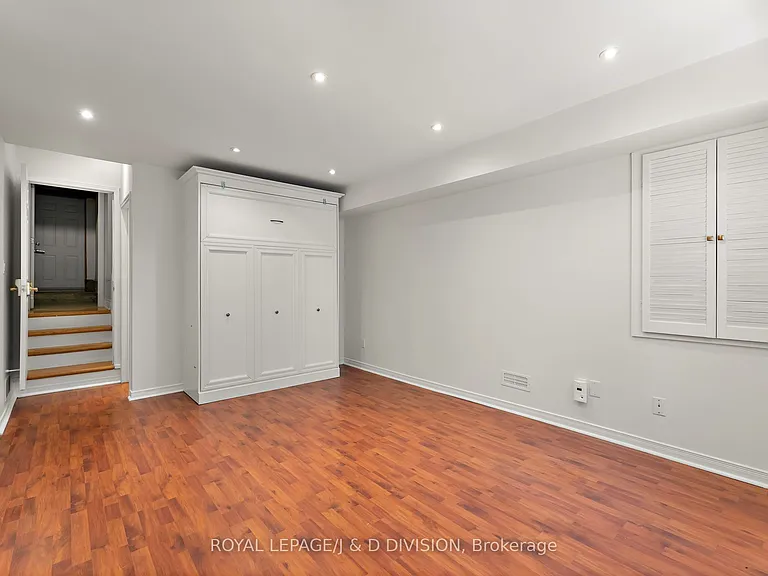 102 Earl Pl — Photo 37
