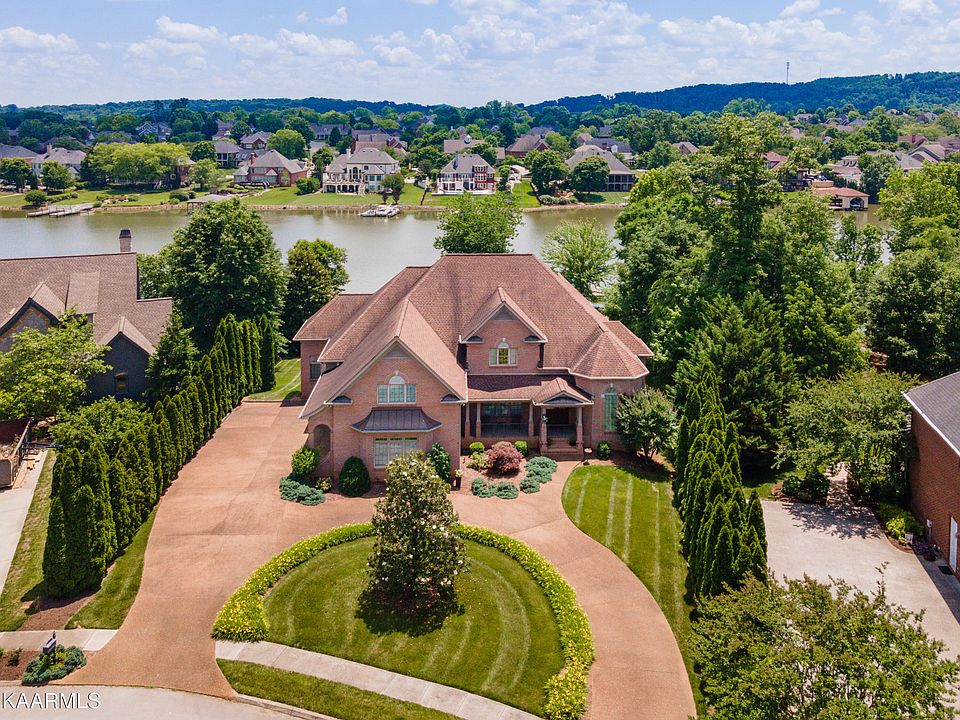 1st image of 12622 Woodcove Ln