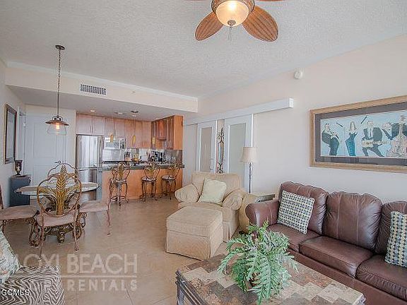 2nd image of 2060 Beach Blvd
