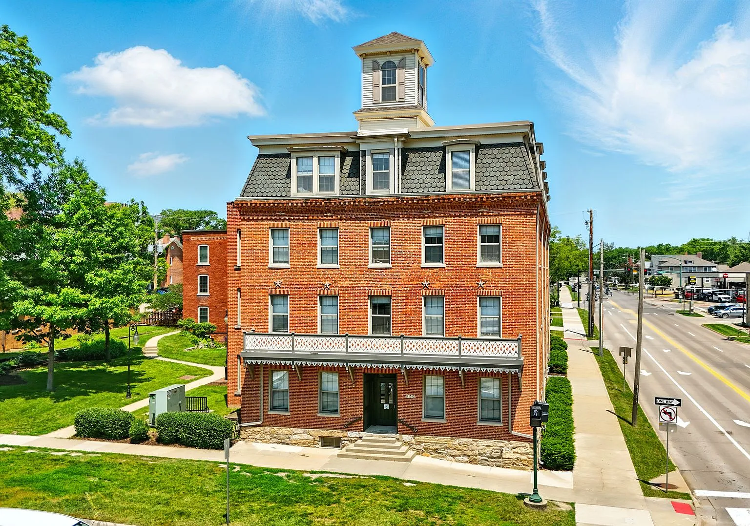 park - Parkhouse Investments — Photo 3