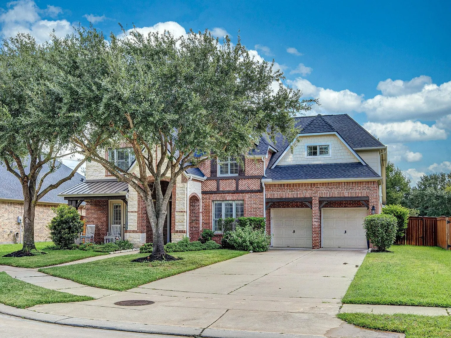 4 bed, 3.5 bath, 3772 sqft, $4,000 — Photo 4