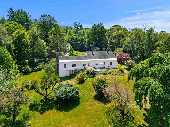 427 Old Bristol Road, New Hampton, NH 03256