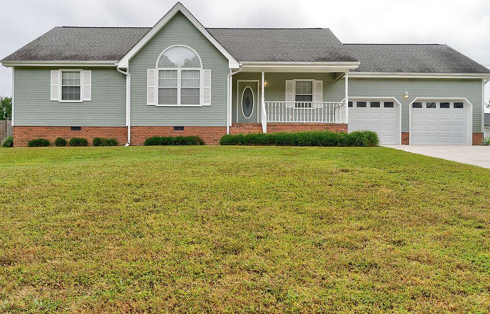 1st image of 778 Debbie Ln