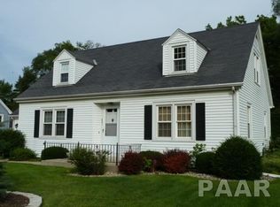 621 S Main St, Morton, IL 61550