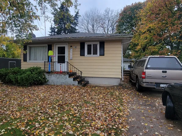 102 Harding Ave, Trail Creek, IN 46360