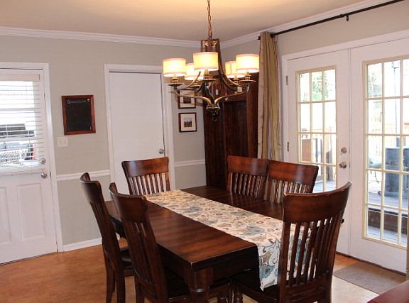 4th image of 1206 Glenwood Dr