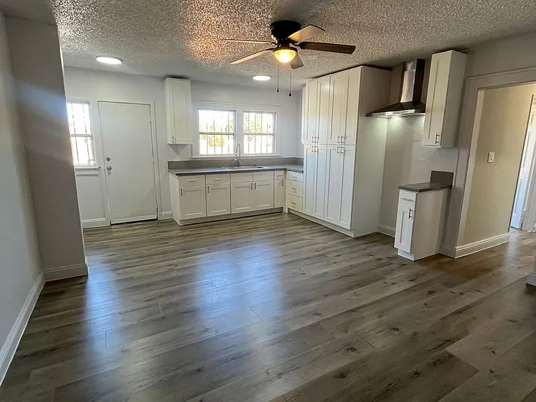 4277 S Kansas Ave — Photo 13