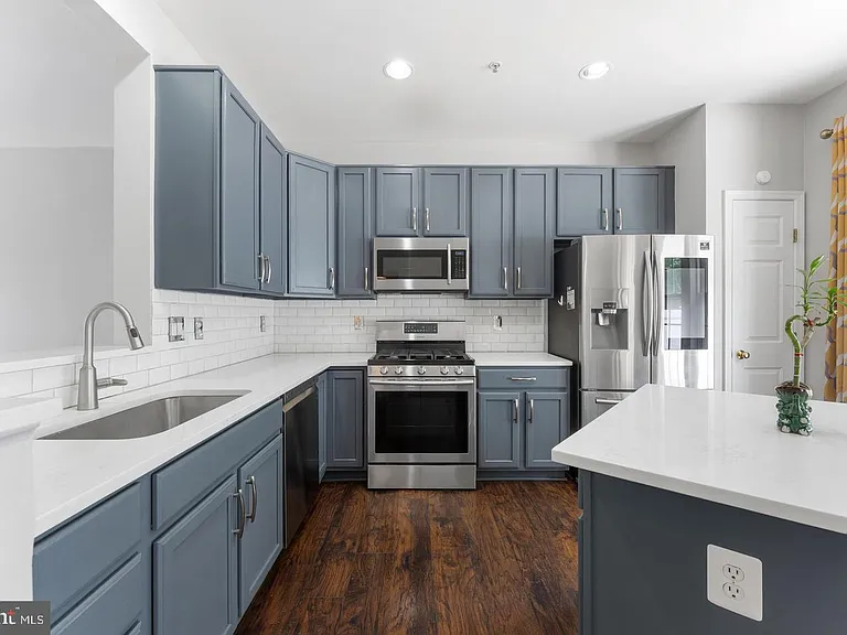 4004 Meadow Trail Ln — Photo 4