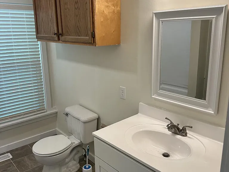 639 Shakespeare Ave — Photo 16