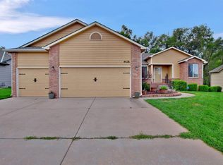 4636 N Cheltenham Ct, Wichita, KS 67219